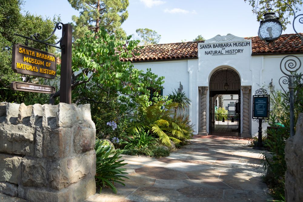 Name sign and entrance of Santa Barbara Museum of Natural History