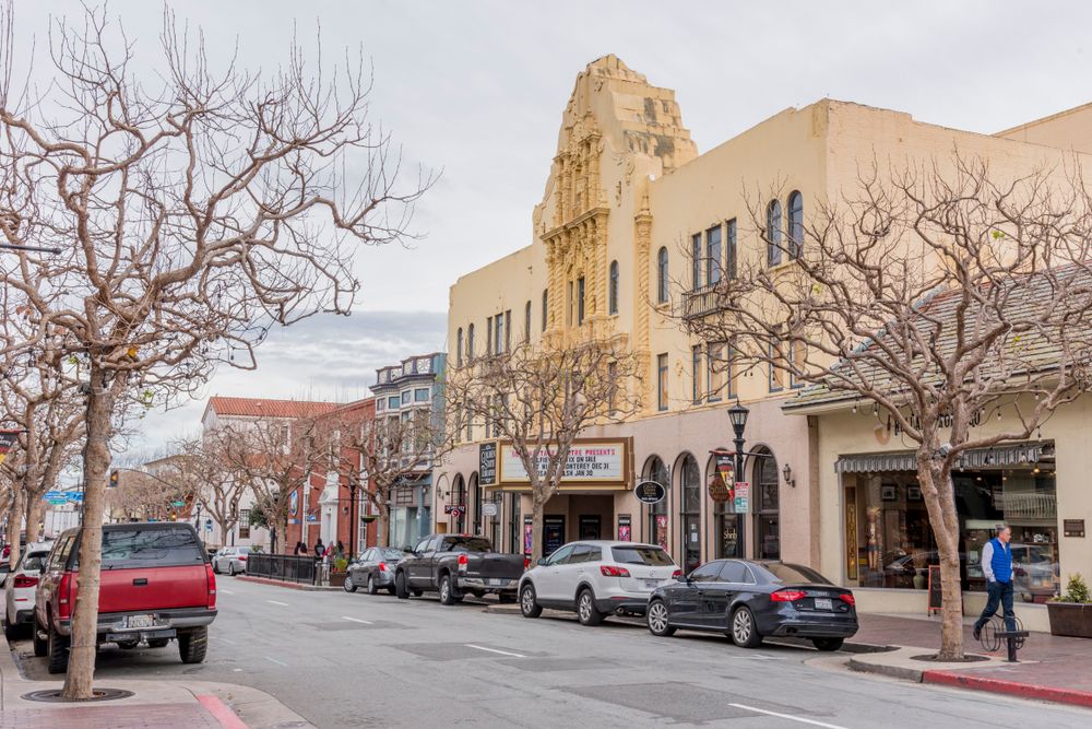 Exterior of Golden State Theater