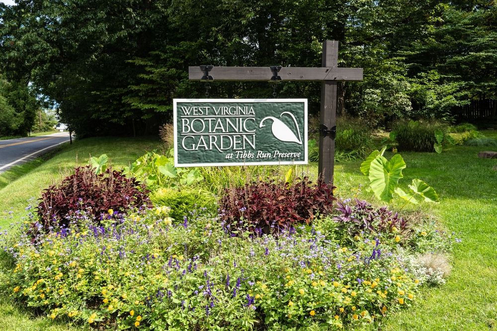 Welcome sign of West Virginia Botanic Garden
