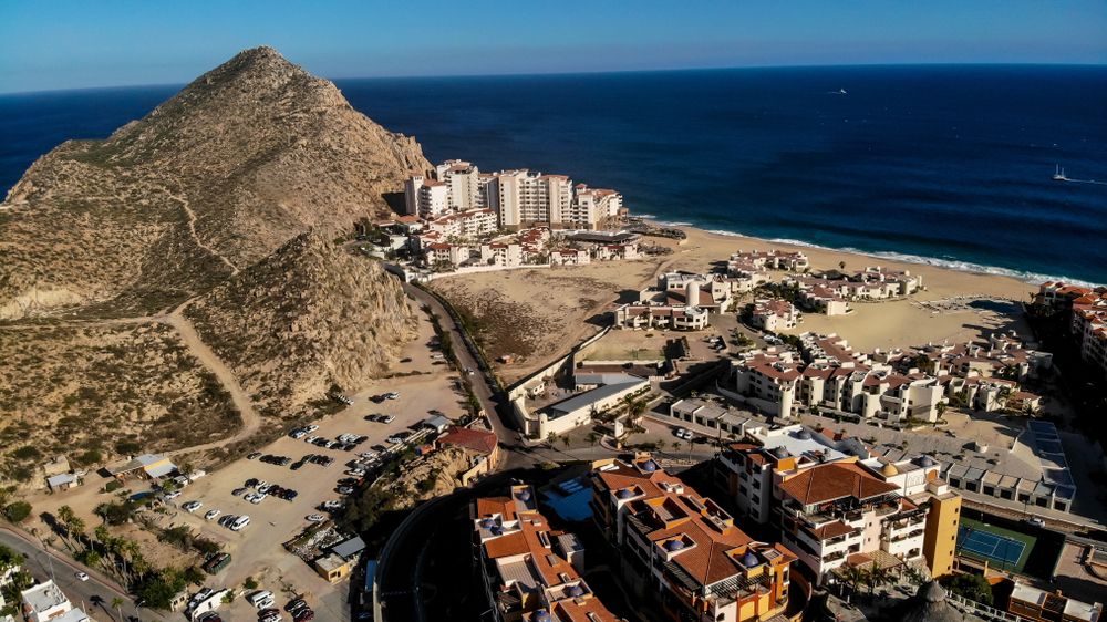 Resorts and residential buildings at Mt. Solmar