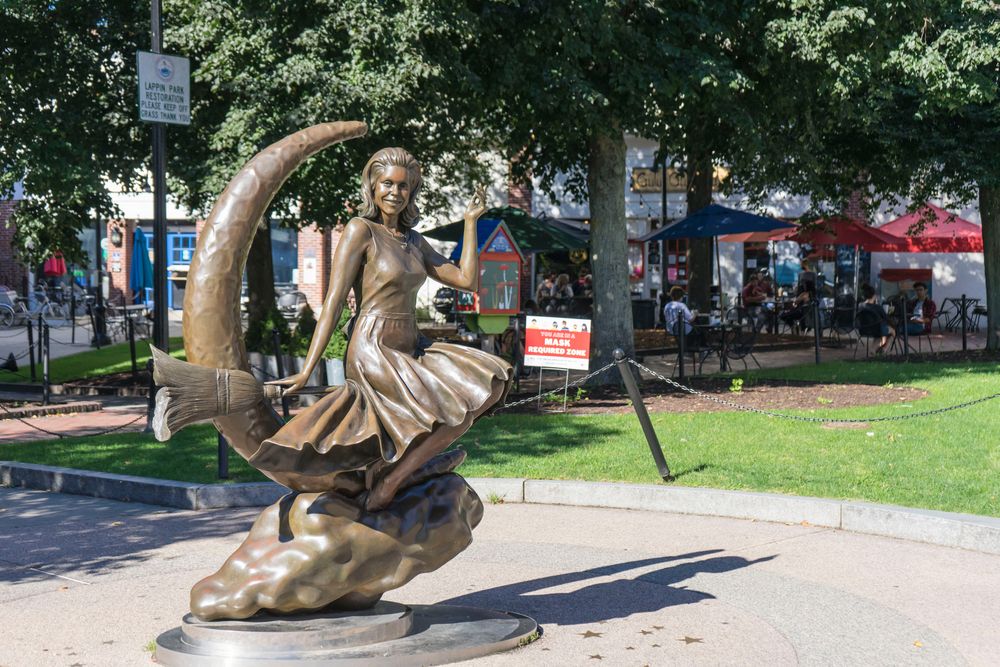 Daytime view of the Elizabeth Montgomery Statue