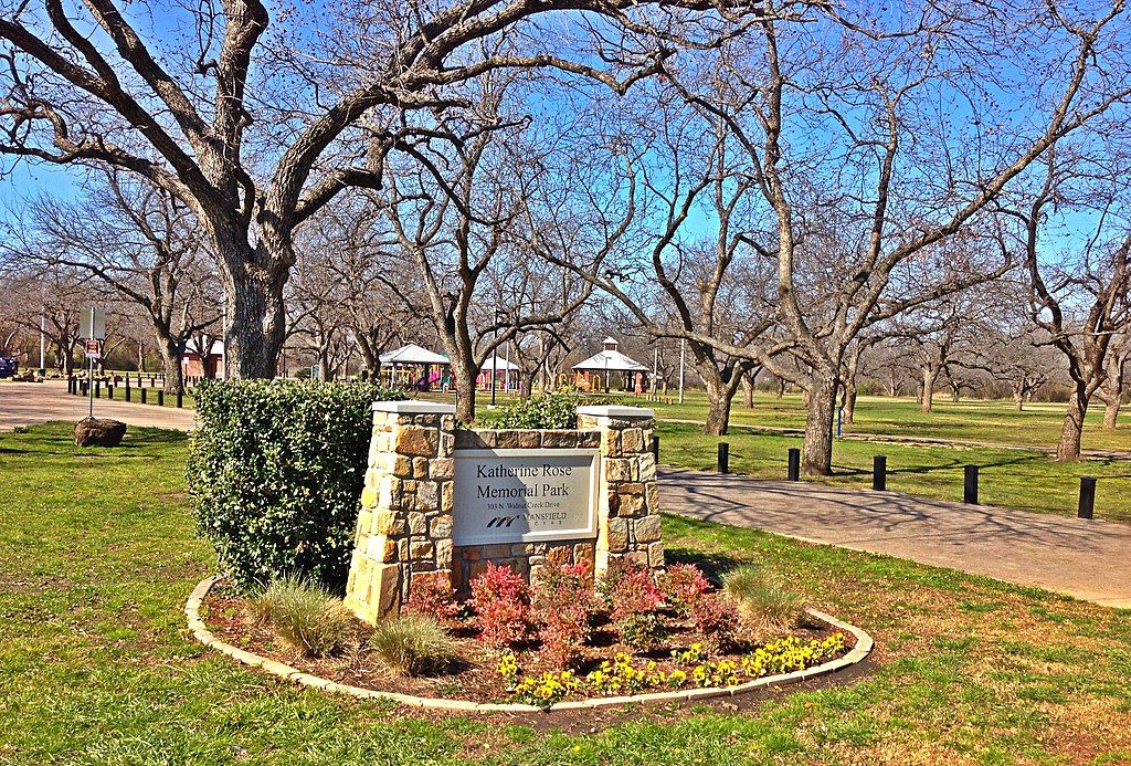 Welcome sign of Katherine Rose Memorial Park