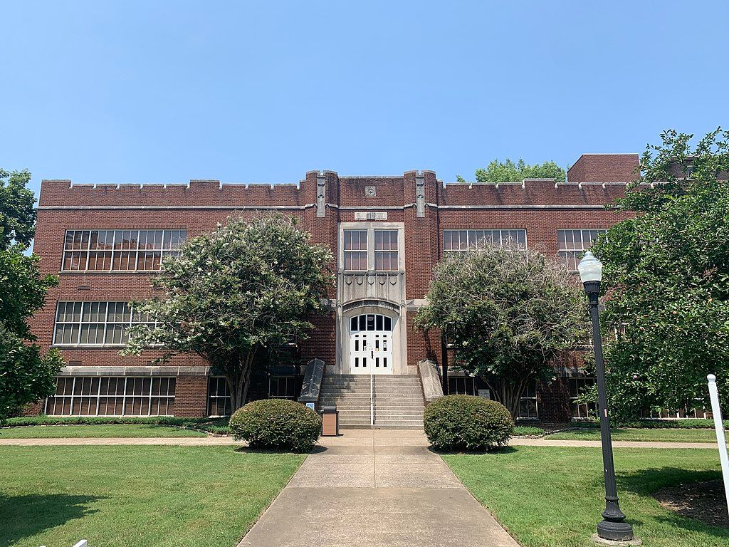 Exterior of the Wrather West Kentucky Museum