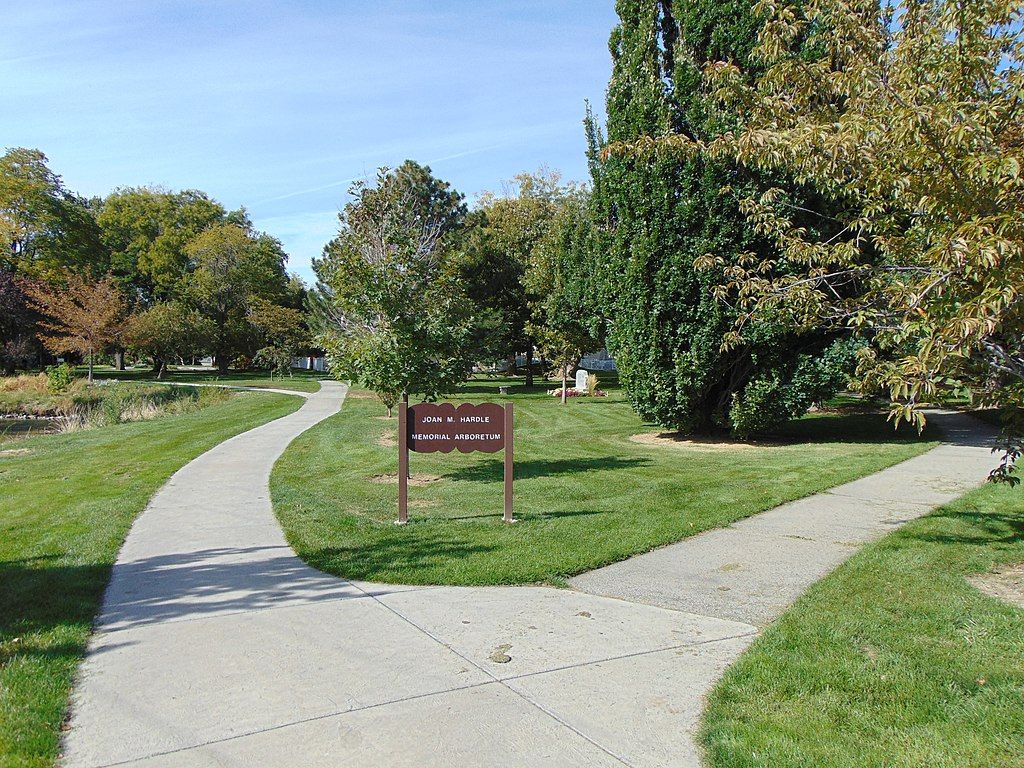 Trails at Joan M. Hardle Memorial Arboretum