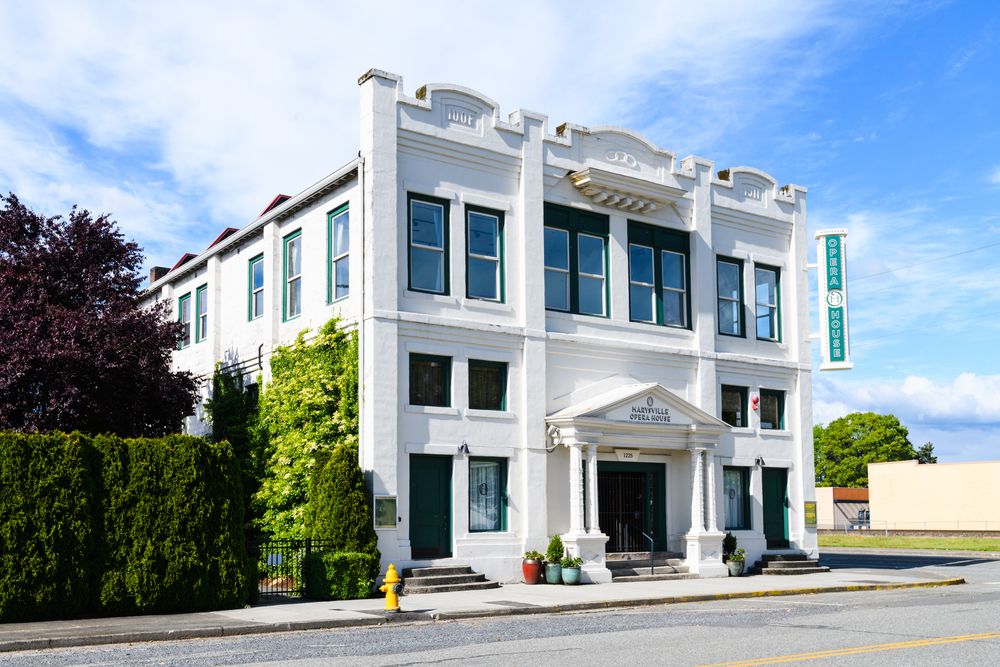 Side view of Marysville Opera House's exterior