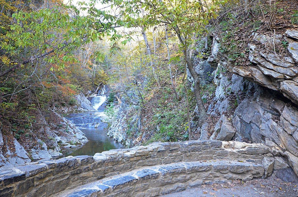 Stone seat area near Lace Falls