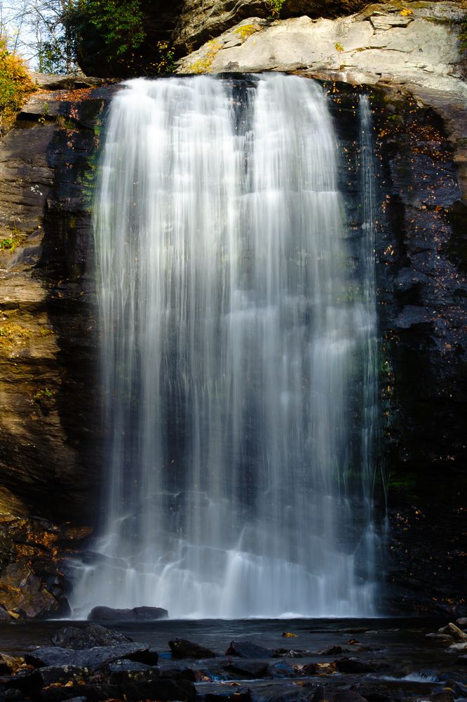 Front view of Looking Glass Falls