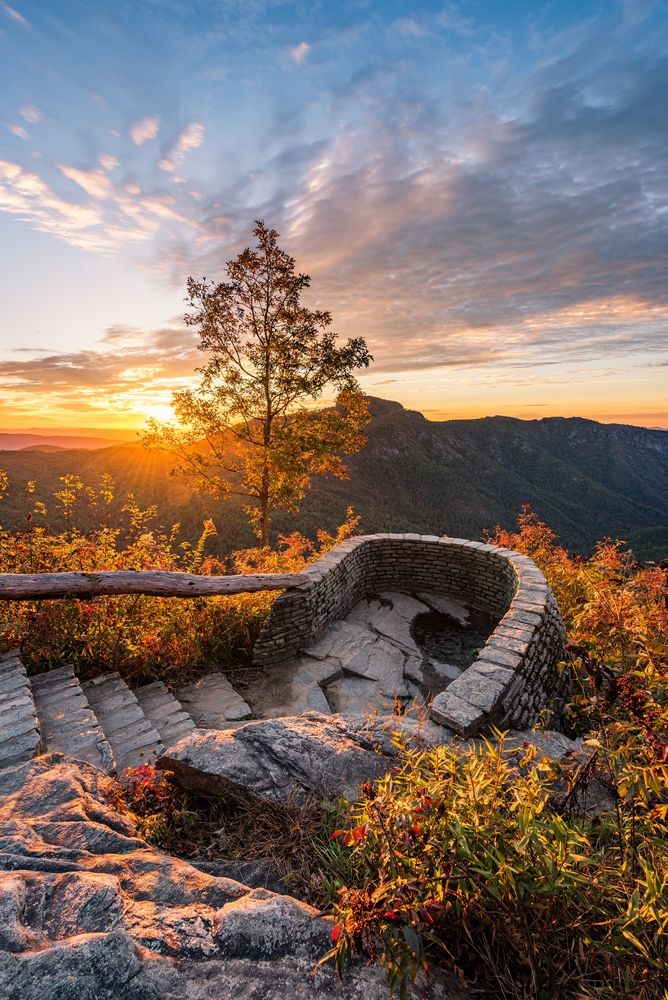 View of the sunset from Wiseman's View Scenic Overlook