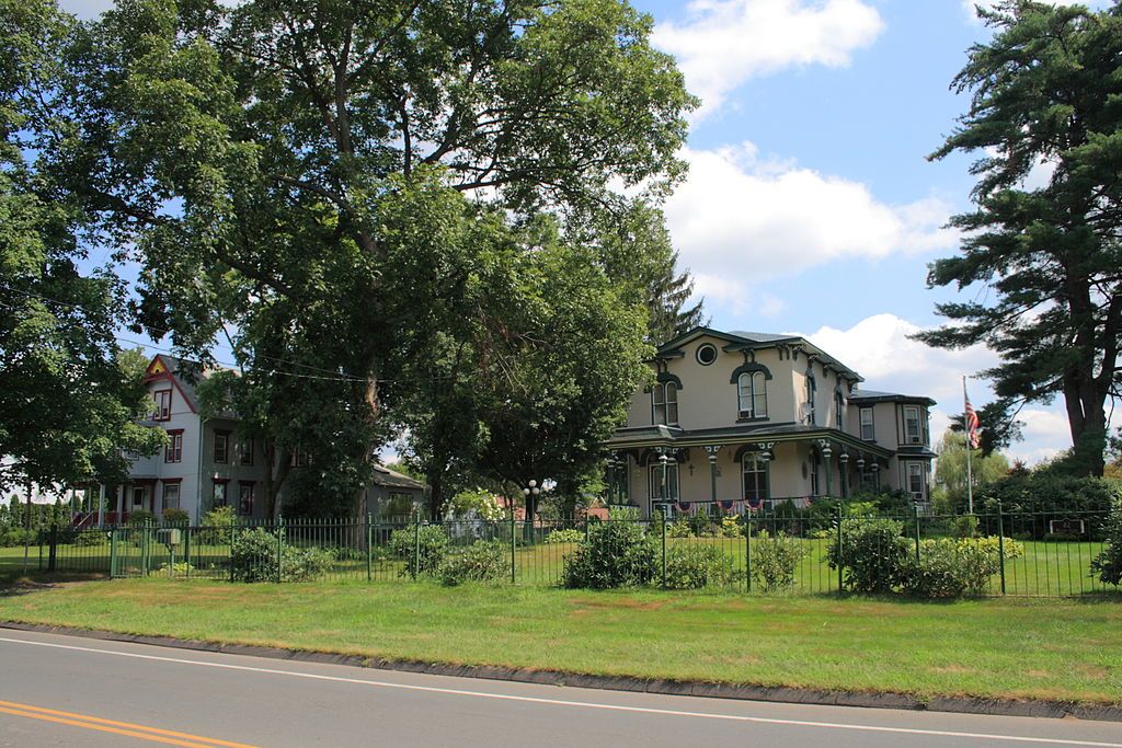 Part of the Historic Newington Junction