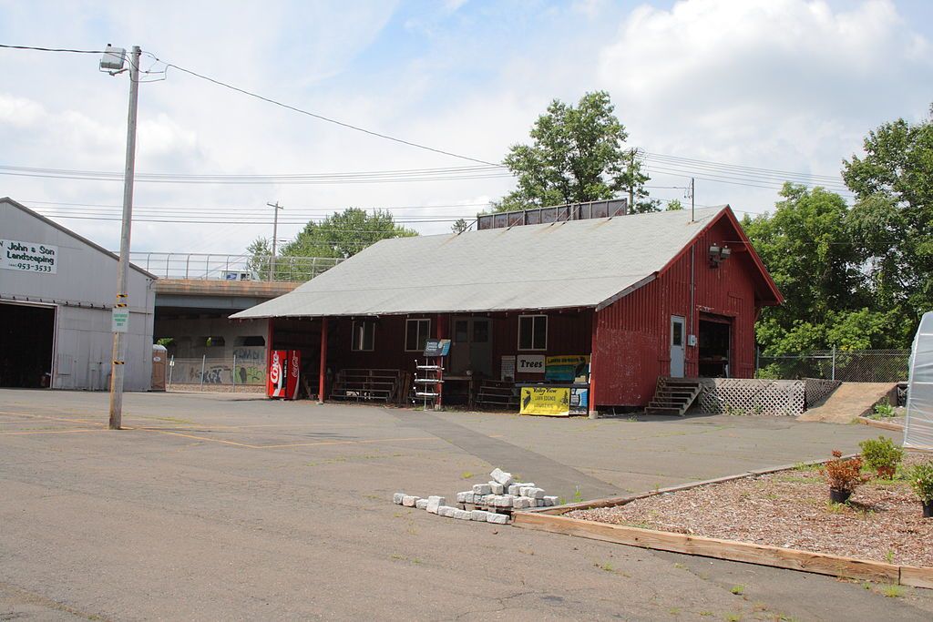 A depot at the Historic Newington Junction