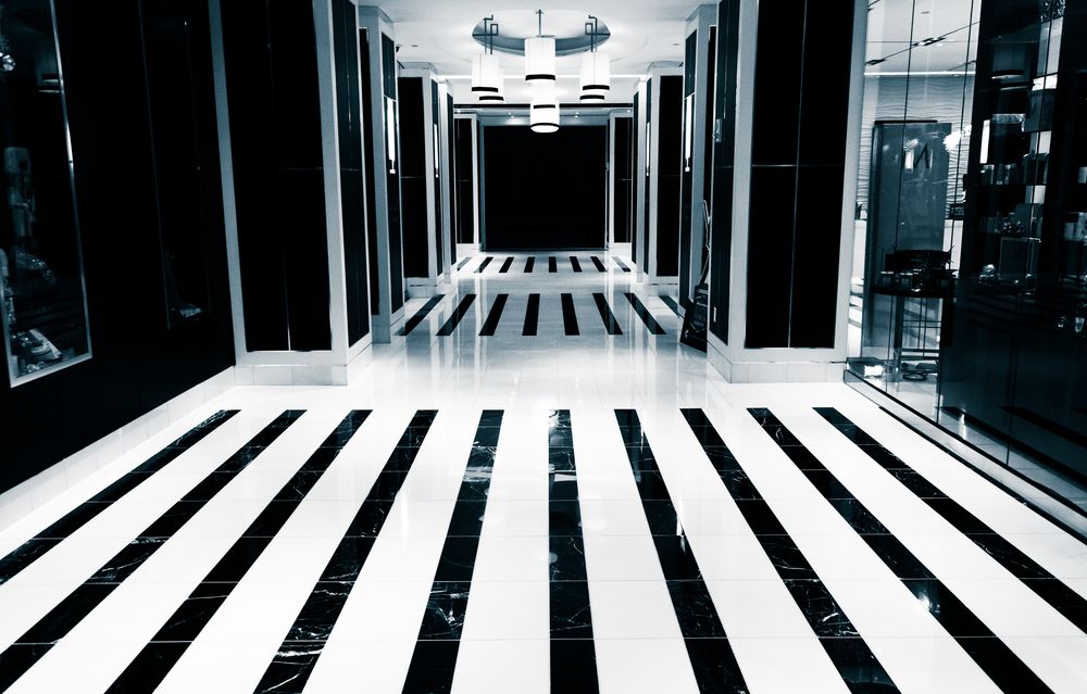 Modern hallway in the Gaylord National Resort and Convention Center