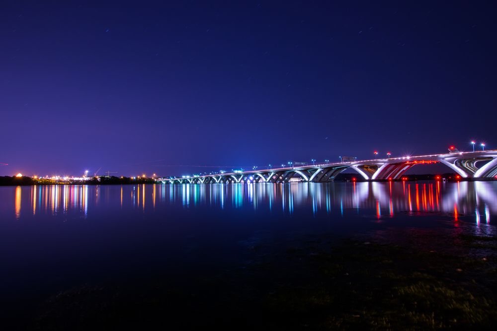 Woodrow Wilson Memorial Bridge at night