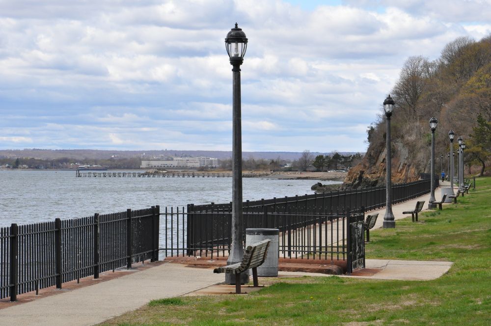 Daytime view of Pardee Seawall