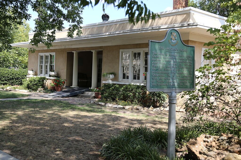 History marker of Jacobson House Native Art Center