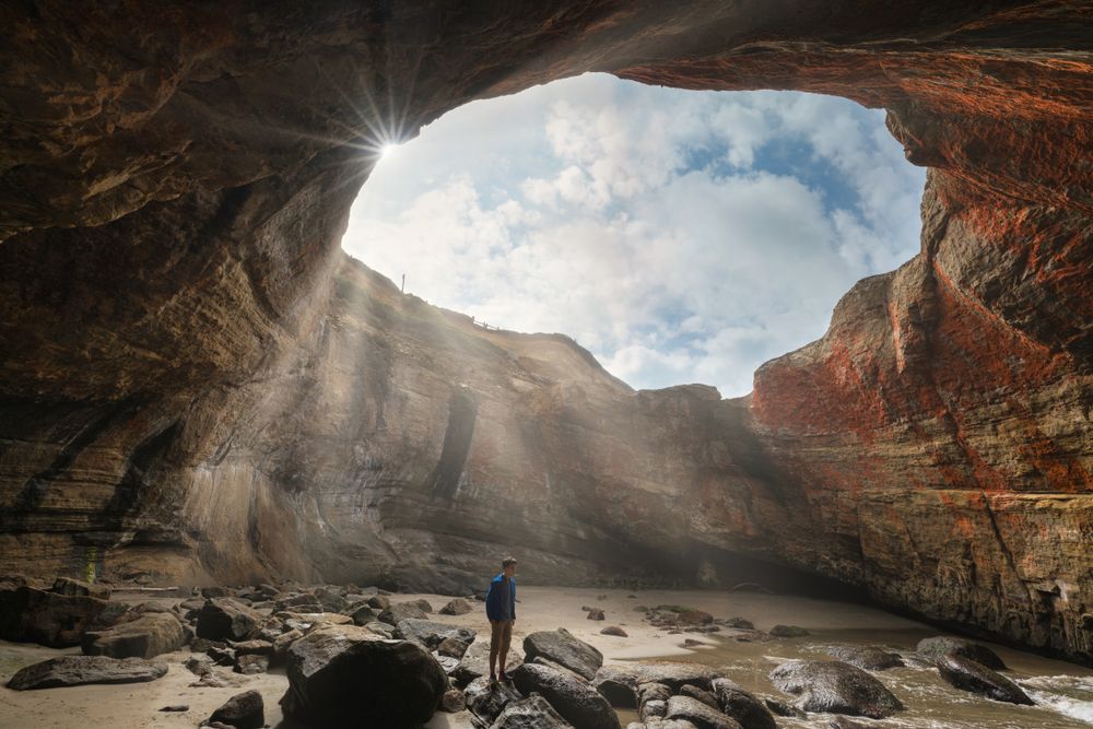 The empty Devil's Punch Bowl during lowtide