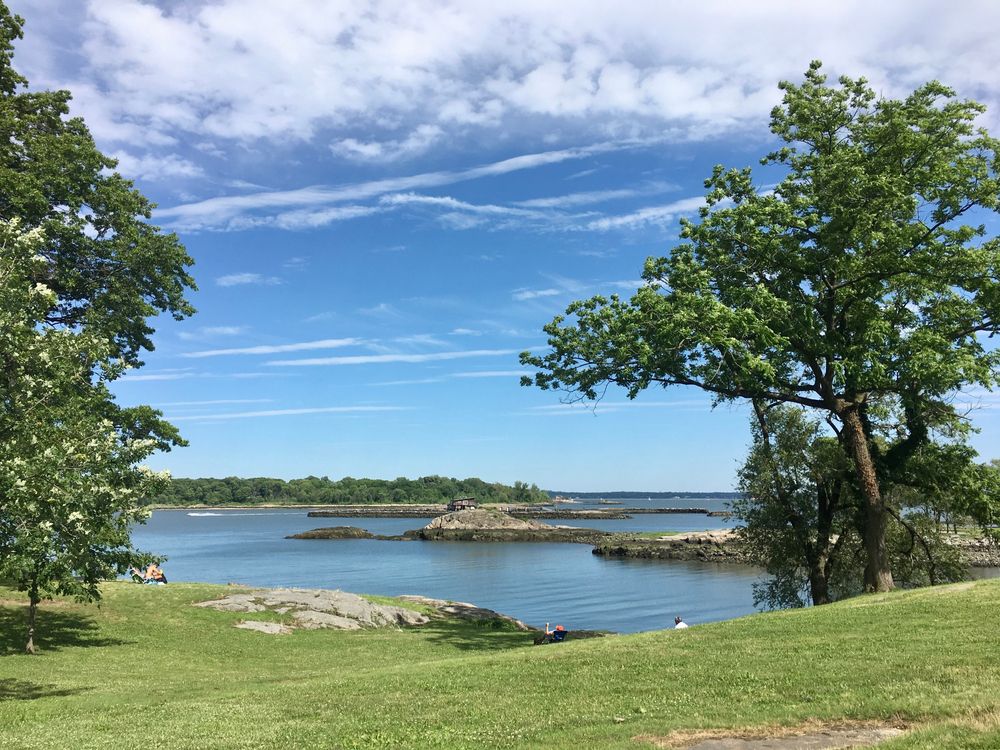 Daytime view of Glen Island Park