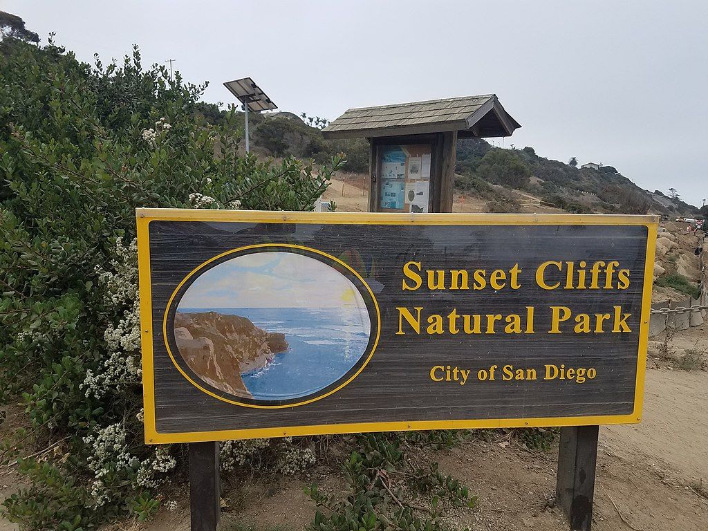 Sunset cliffs natural park sign post.