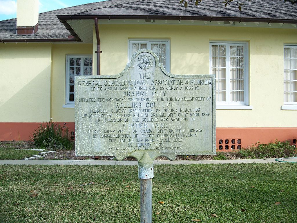 History marker of Dickinson memorial library