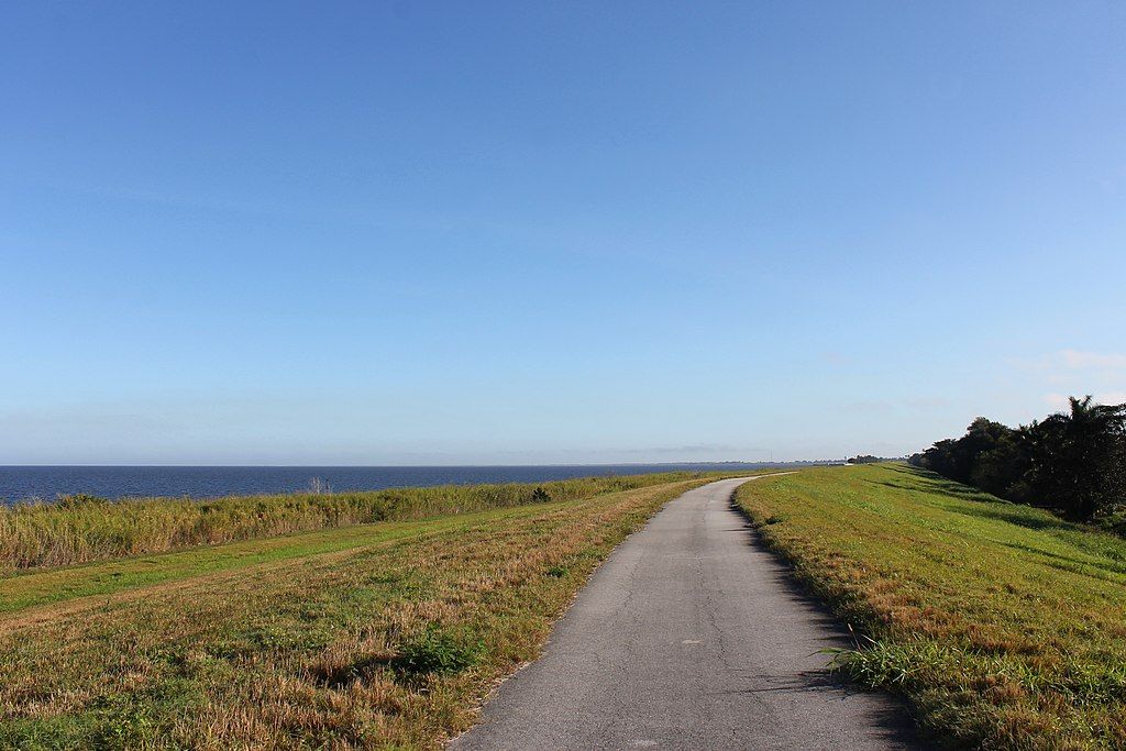 Open space at Lake Okeechobee Scenic Trail.