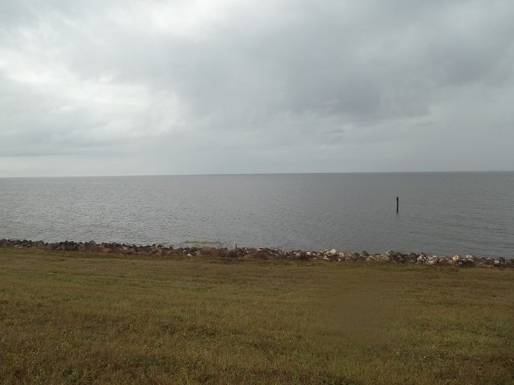Body of water at Lake Okeechobee Scenic Trail.