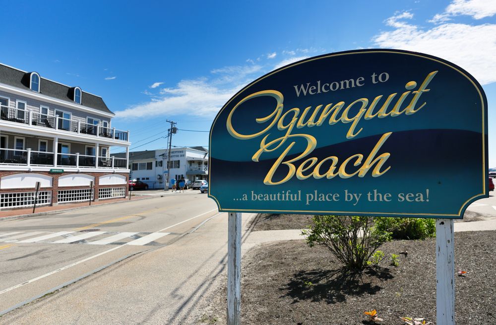 Welcome sign of Ogunquit Beach