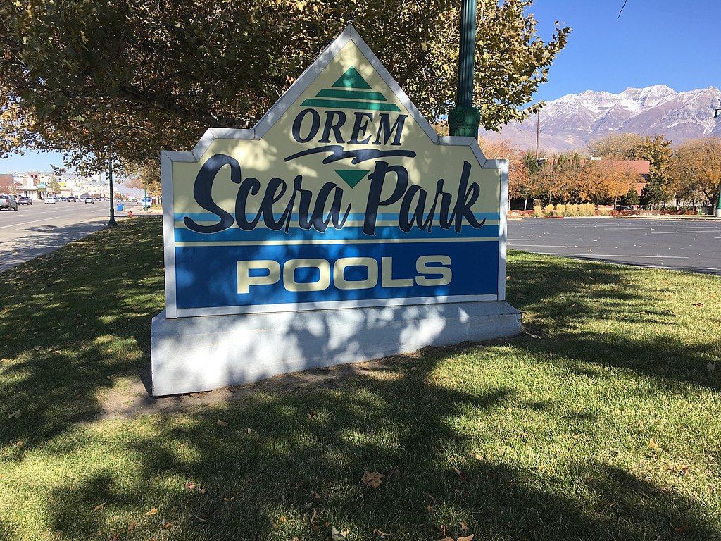 Welcome sign of SCERA Park Pools