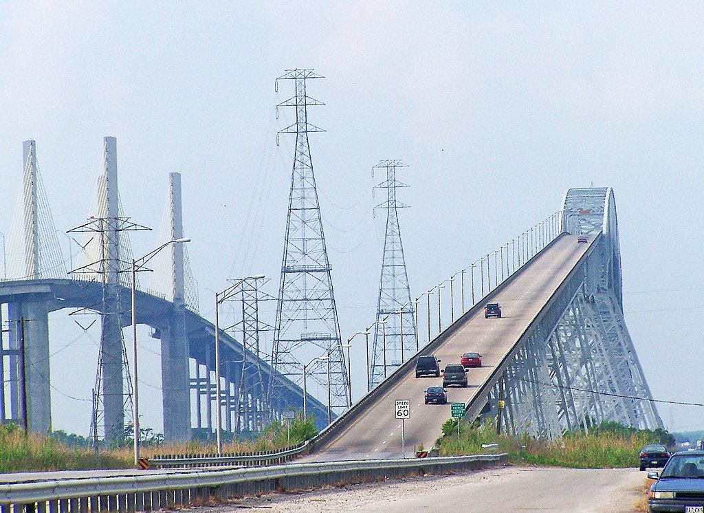 Cars along Rainbow Bridge