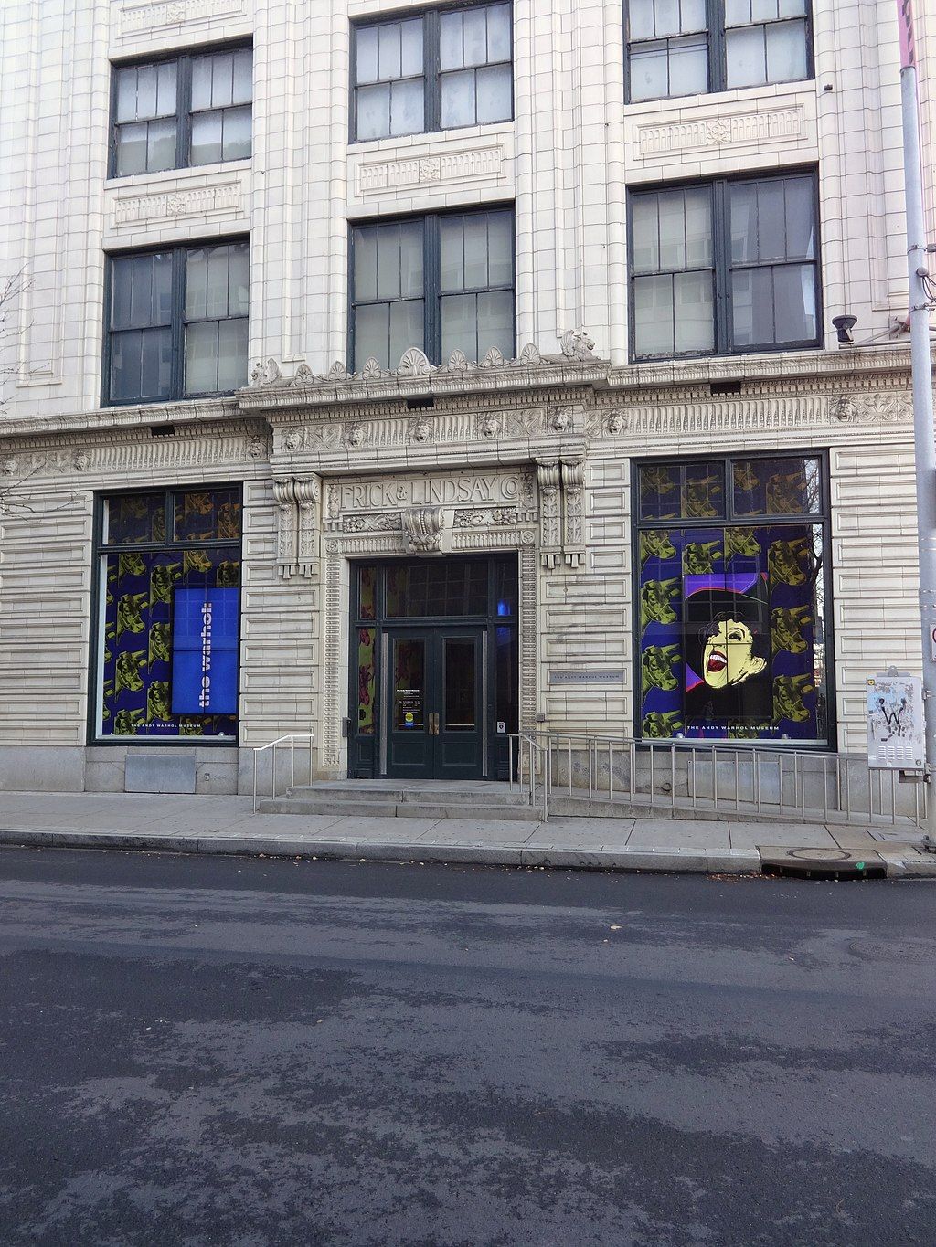 View of Andy Warhol Museum's entrance
