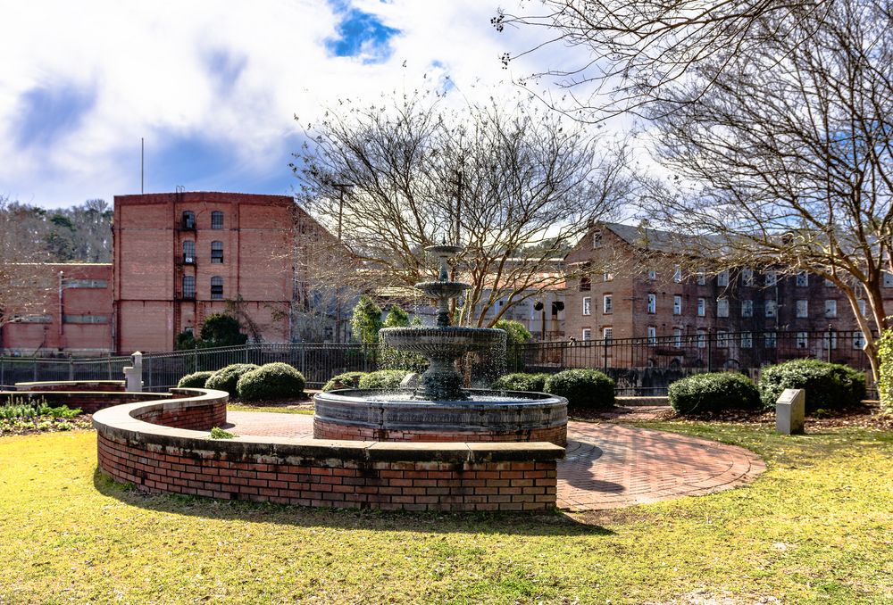 View of the three-tiered fountain at Heritage Park