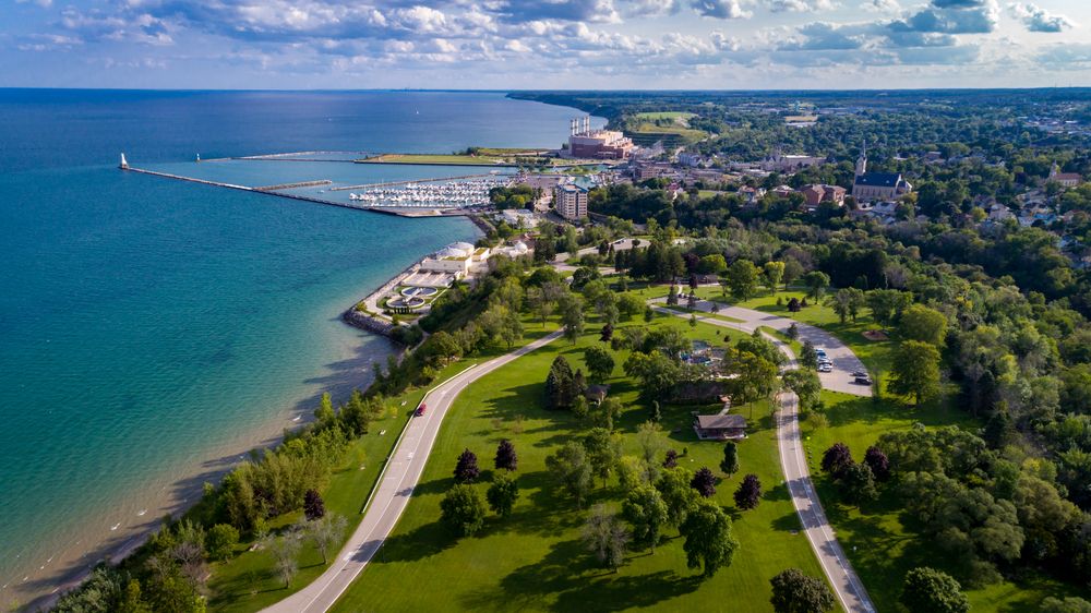 Aerial view of Upper Lake Park