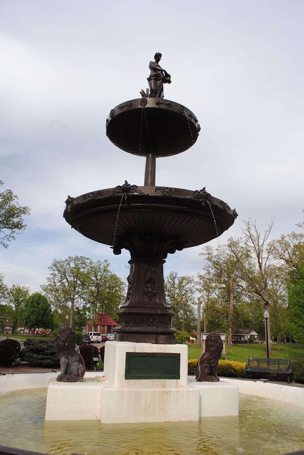The jackson memorial fountain at Parkersburg City Park
