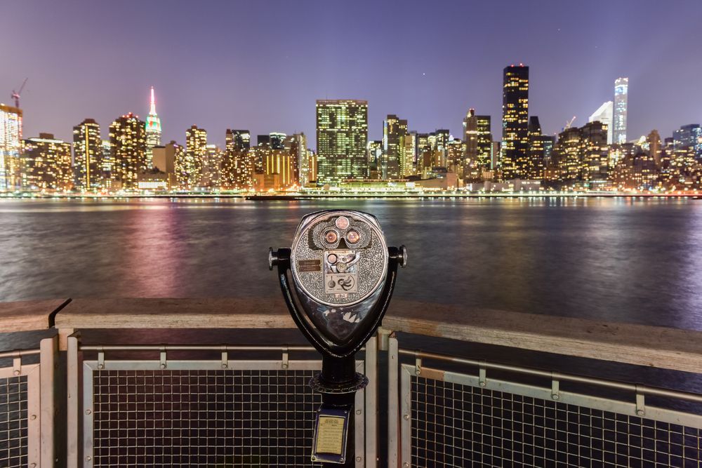 Coin-operated binoculars at Gantry Plaza State Park
