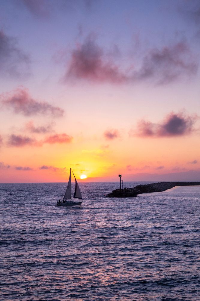 Scenic view of a sailing boat on redondo beach