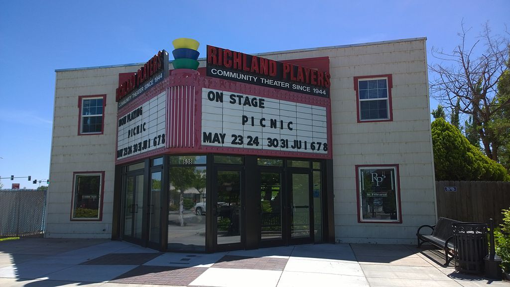Exterior of Richland Players theater