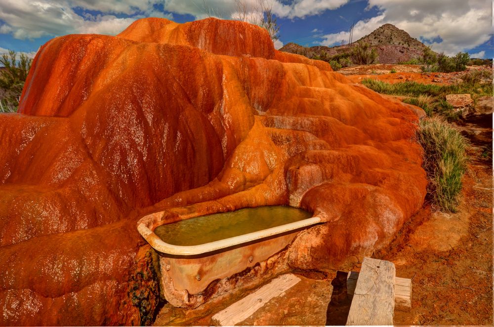 The unique Mystic Hot Springs