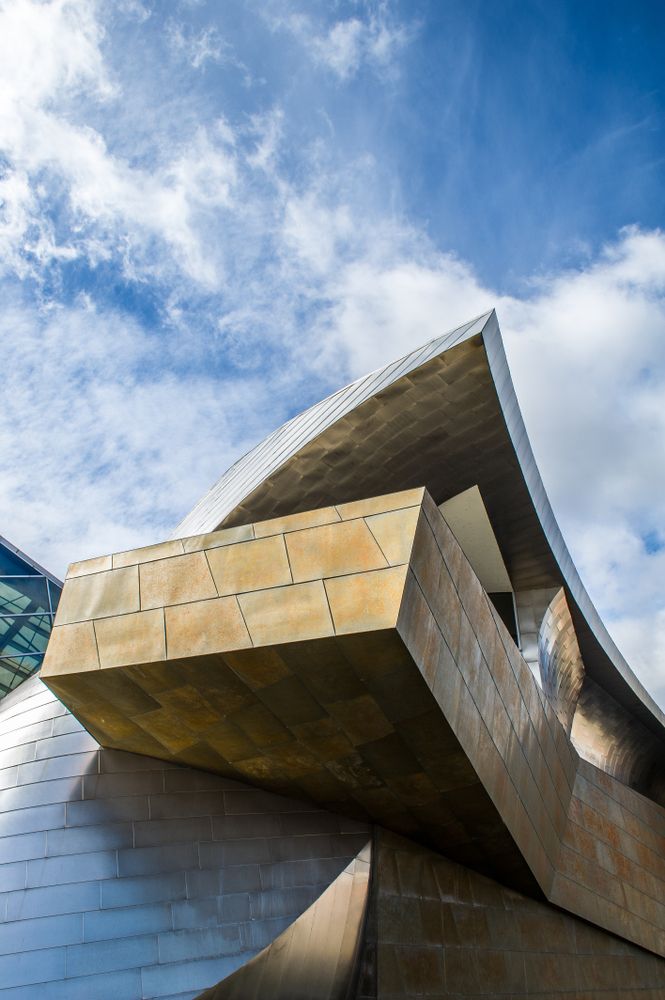 Close details of Taubman Museum of Art's building