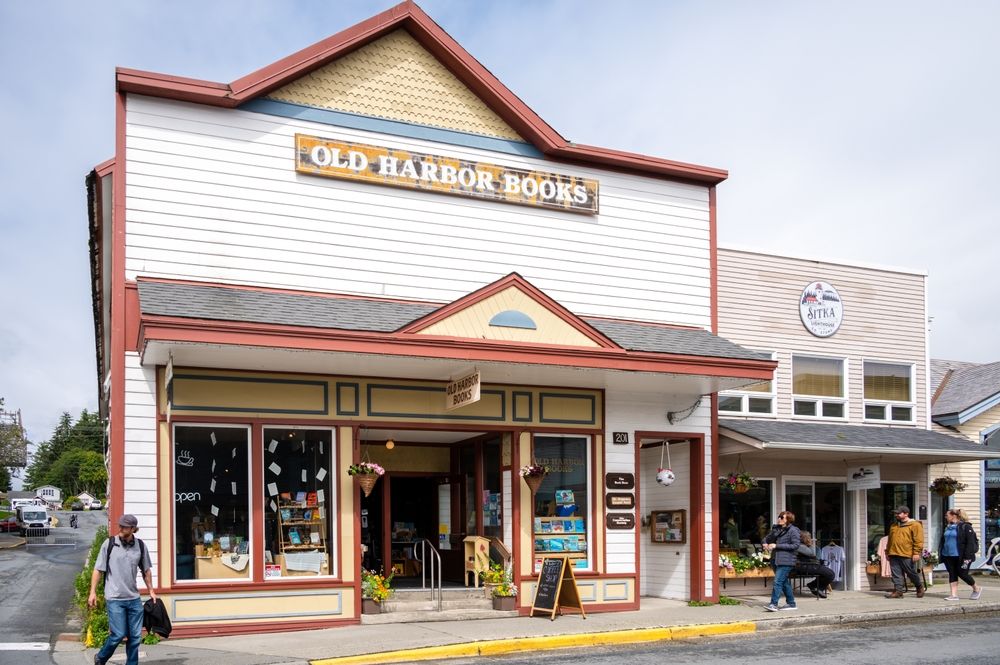 Exterior of Old Harbor Books