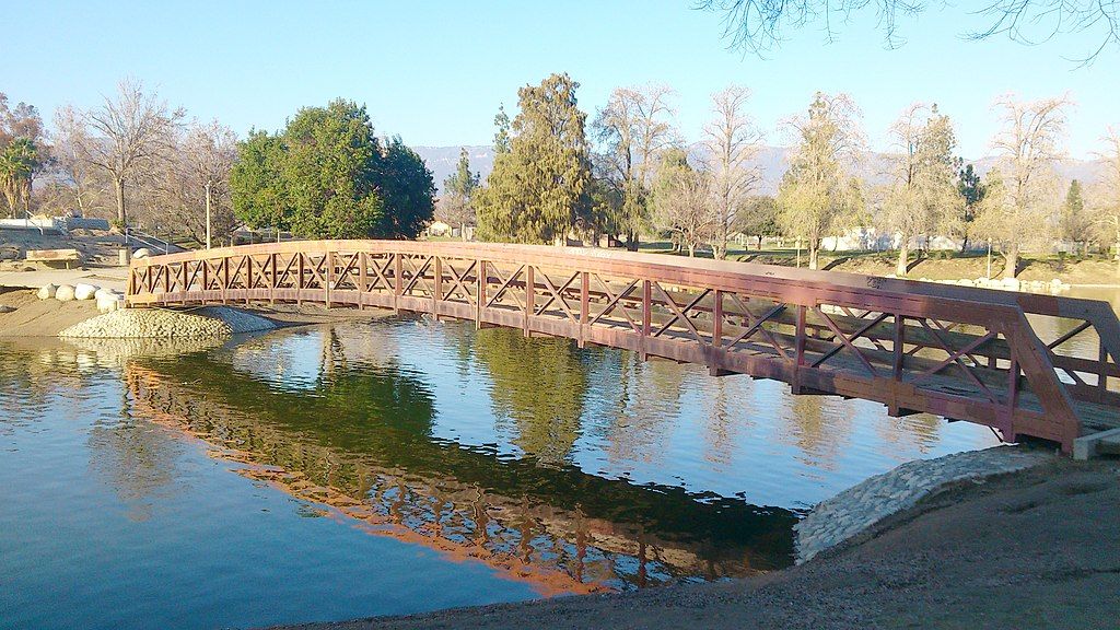 Bridge over the waters of Seccombe Lake Park