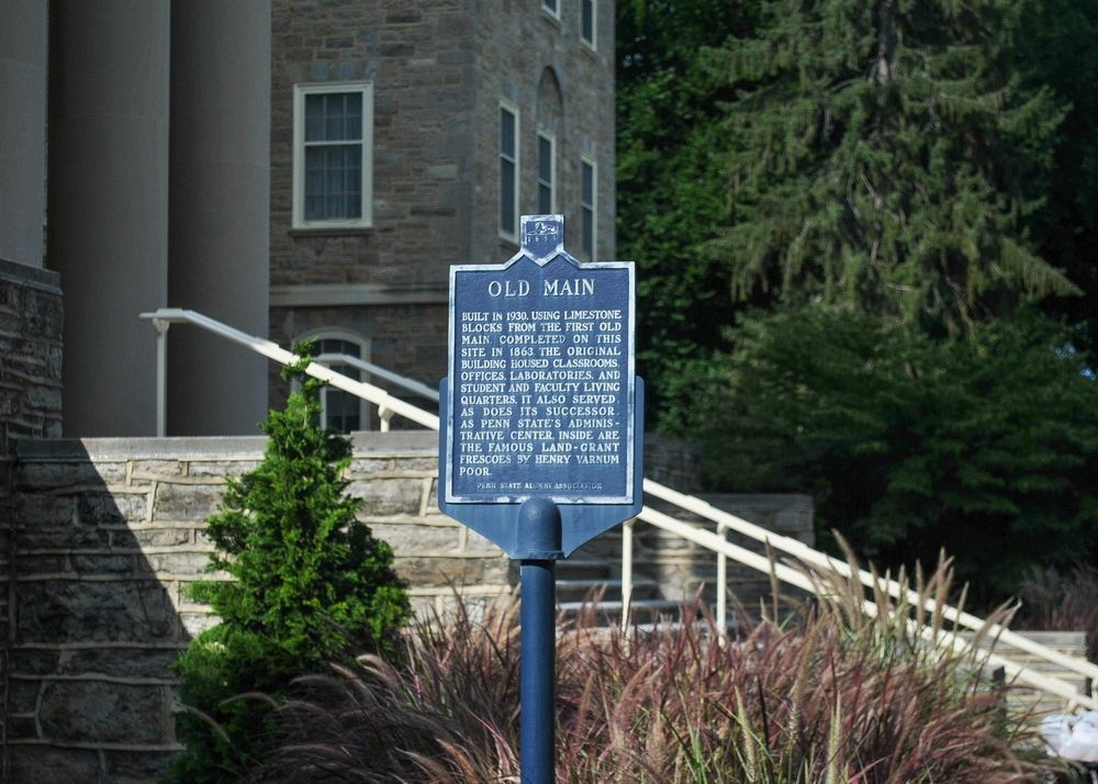 History marker of Old Main