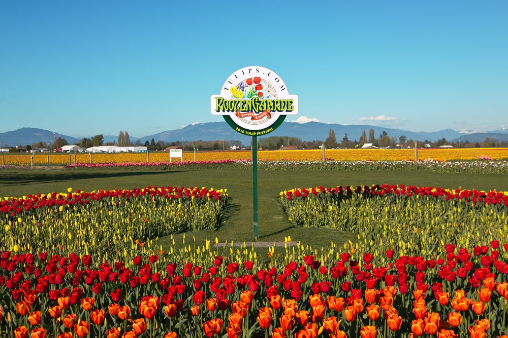 Signage of Roozengaarde
