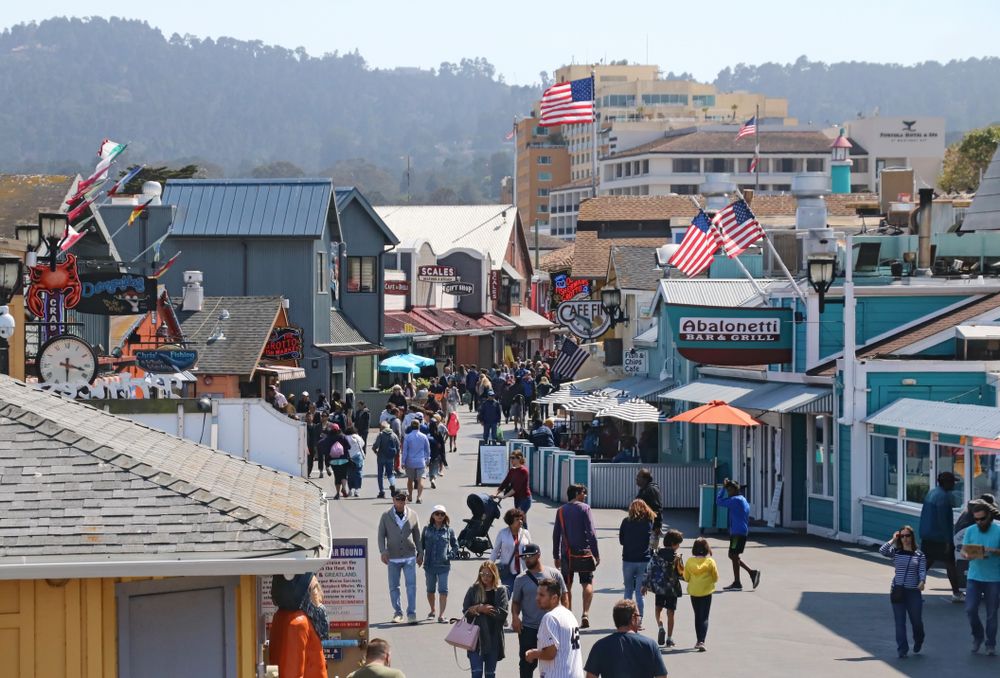 People at Old Fisherman's Wharf