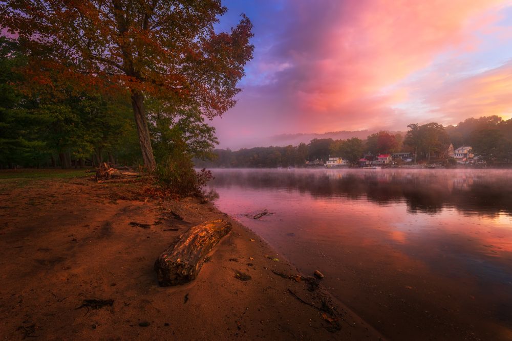A lake at Indian Well State Park