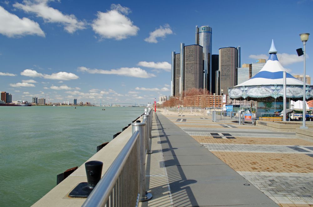 Sunny day at Detroit International RiverWalk