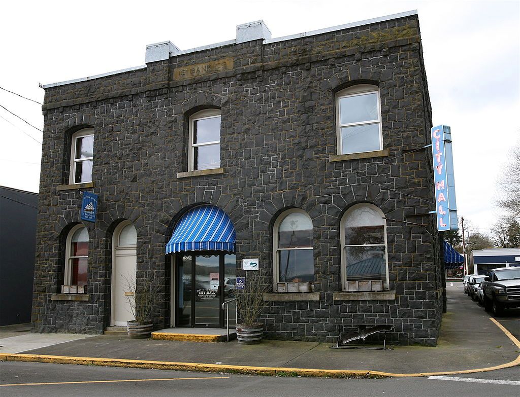 Exterior of St. Helens City Hall at St. Helens Old Town