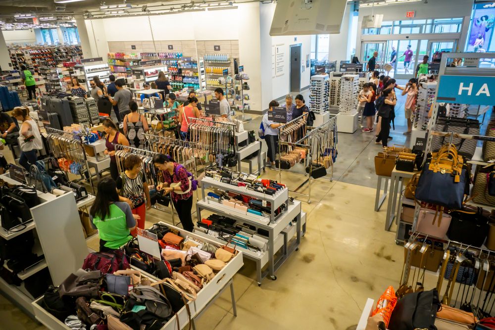 Clothing shop in Empire Outlets