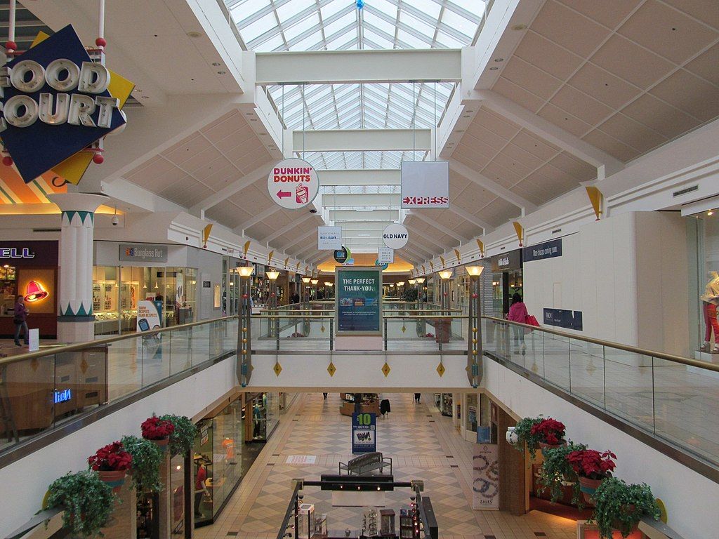 Interior of Square One Mall