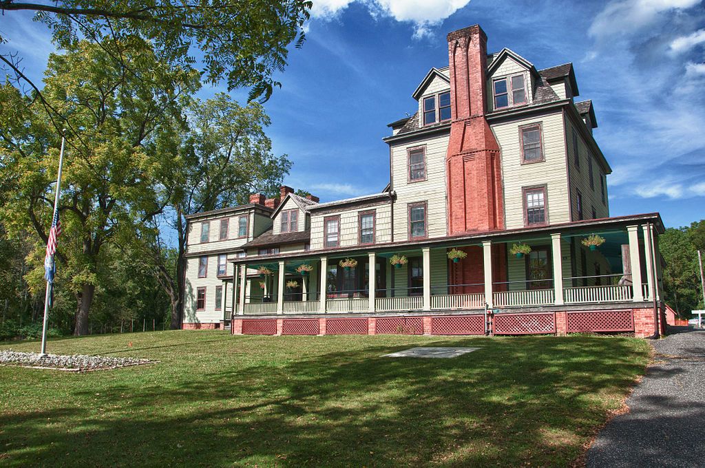 A historic house at Caleb Smith State Park Preserve