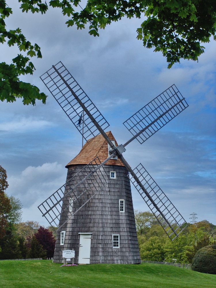 Daytime view of Hook Windmill