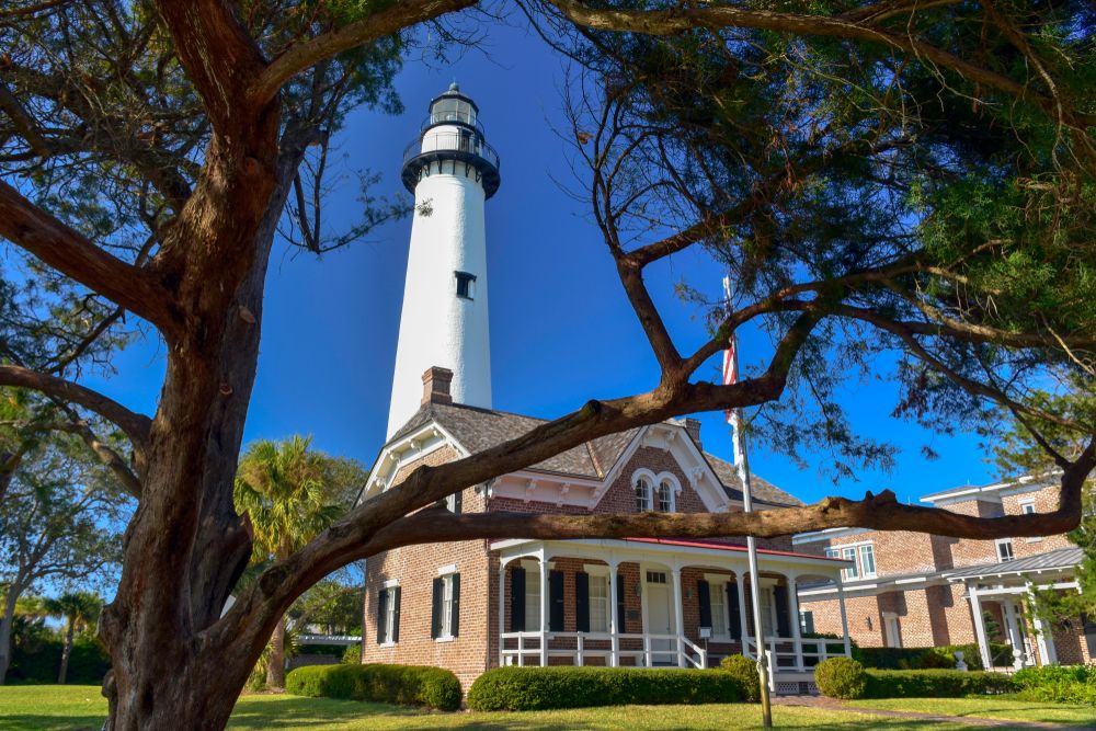Exterior of St. Simons Lighthouse and Museum