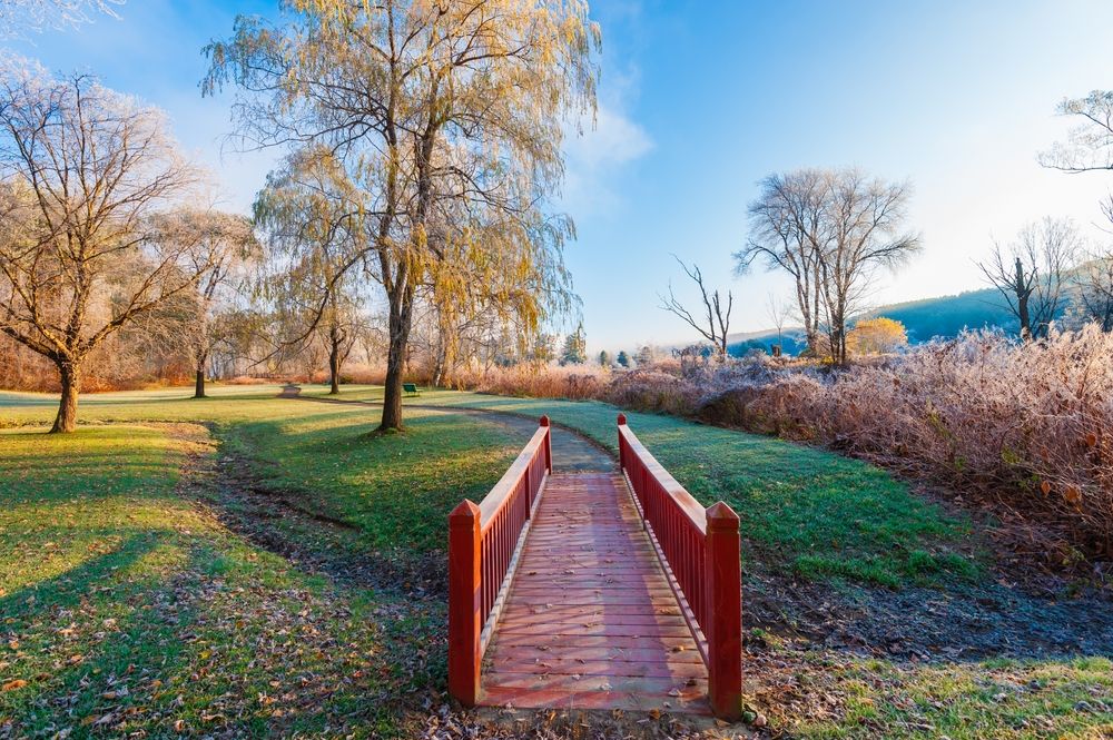 Short bridge along Stowe Recreation Path